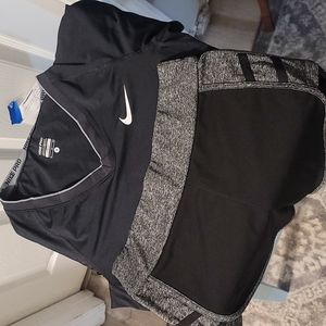 Nike Pro V neck with spandex shorts Sz Small